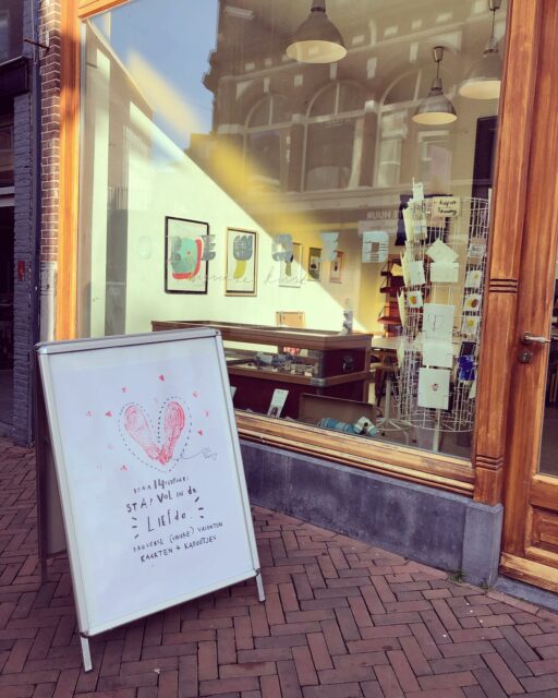 Even m’n footprint achterlaten😜
Ik stap vol in de liefde,jij?
.
.
#valentijnsdag #ansichtkaart #uniekekaartjes #creativiteit